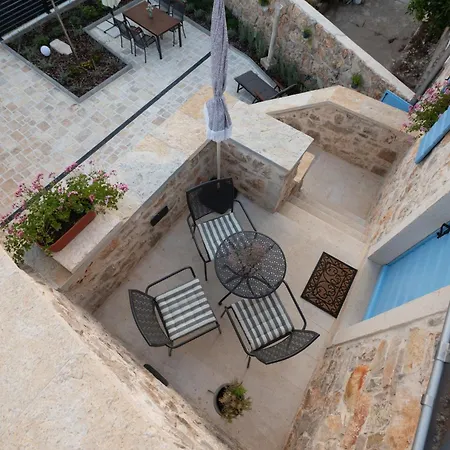 Heritage Vila Malena *